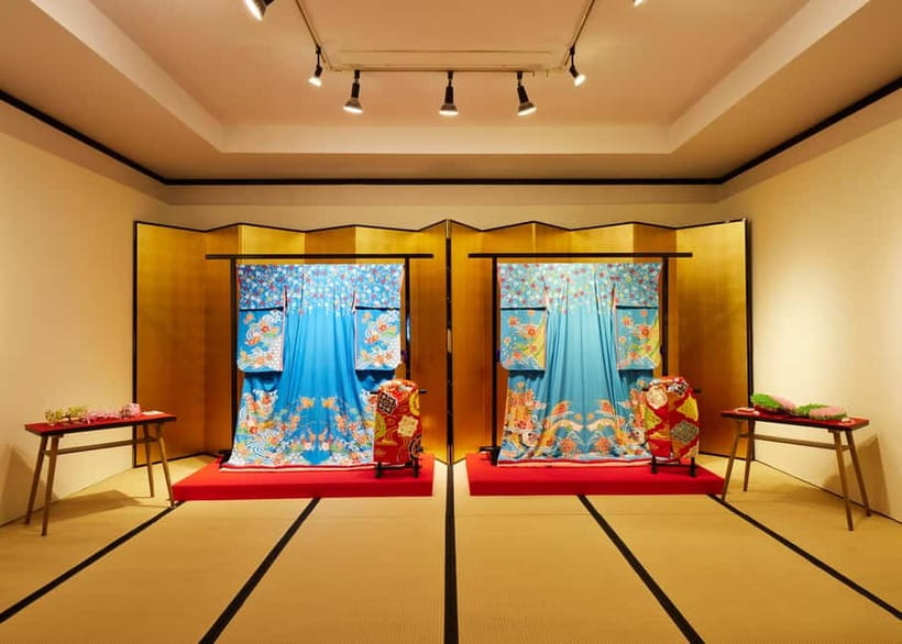 Kyoto : Geiko Maiko Dance of Kyoto & Visits of Gion Museum - Entering the Gion Kagai Art Museum