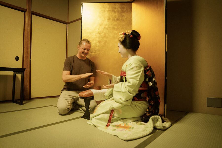Kyoto: Geisha Dinner & Gion Cultural Walk - Is the Geisha Dinner and Gion Cultural Walk worth booking?