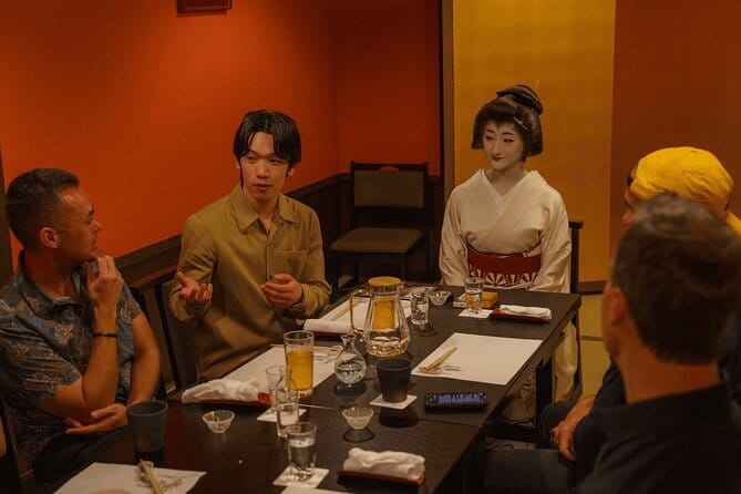Kyoto: Geisha Dinner & Gion Cultural Walk - The guides make or break the evening