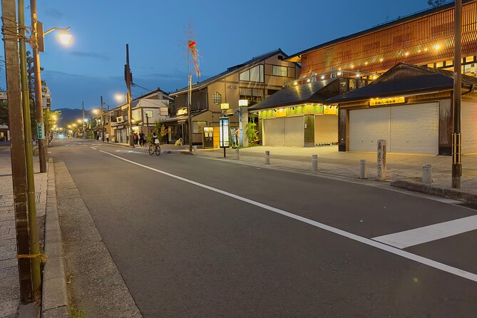 Kyoto Ghost Tour: Dark Tales, Urban Legends, Bamboo Forest Night - The solo walk through the bamboo
