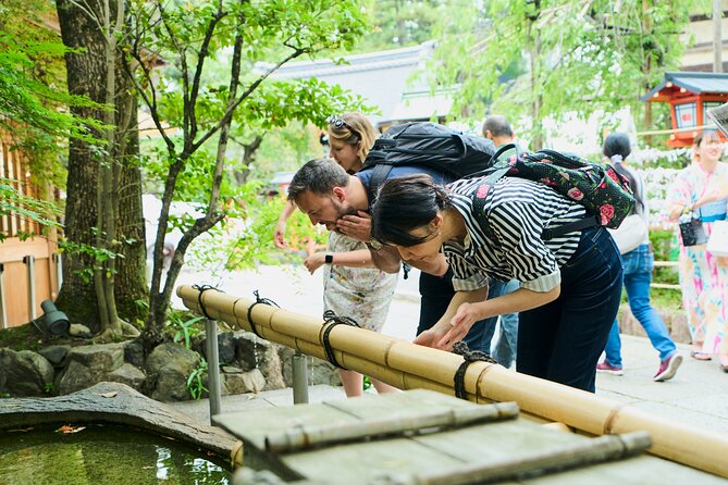 Kyoto Gion: 2-Hour Geisha Culture & History Walking Tour - Hanamikoji Street and the working world of geisha