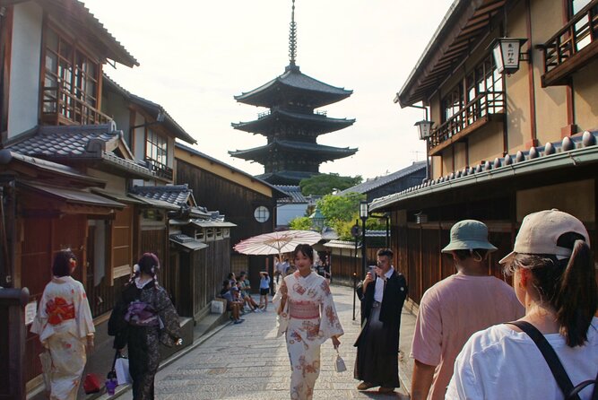 Kyoto: Gion and Geisha District Walking Tour - Yasui-Konpiragu and the Power Stone