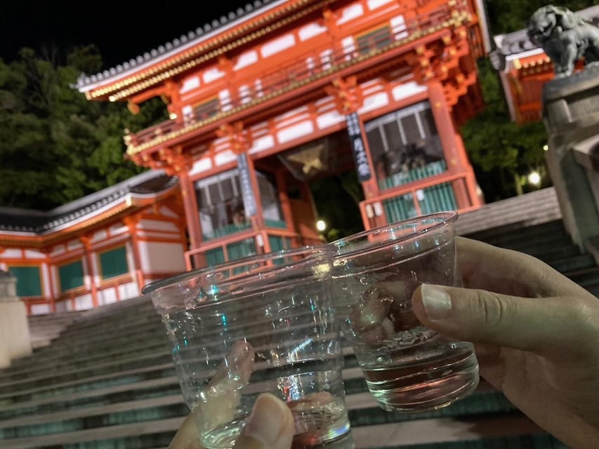 Kyoto: Gion Evening Walk with Hidden Gems, Geisha & Sake - Sake gives the walk a social edge