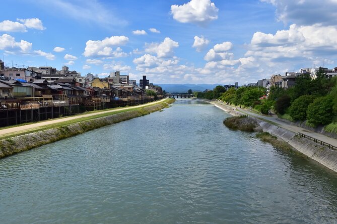 Kyoto Gion Historical Walking Tour - Kiyomizu-dera: a strong finish, with admission extra
