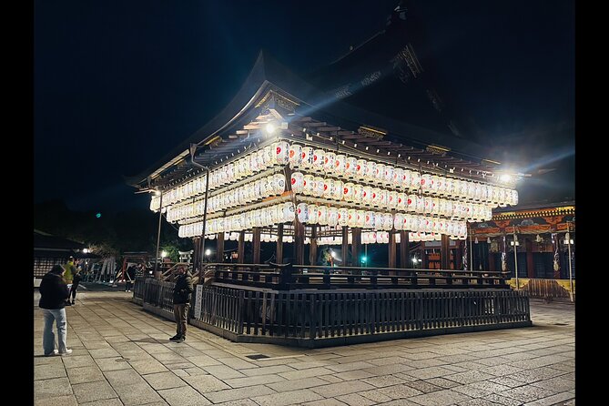 Kyoto: Gion Magical Night Walking Tour - Gionmachi Minamigawa and the world of Maiko