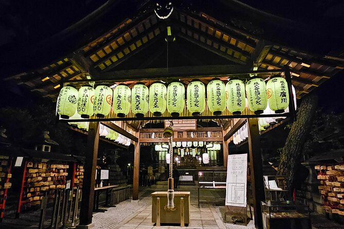 Kyoto Gion Night Walk & Geisha District Guided Tour - Small groups, private upgrades, and the $18 price