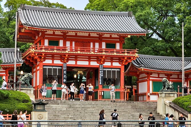 Kyoto Gion Night Walk & Geisha District Guided Tour - Meeting point, ending point, and practical details