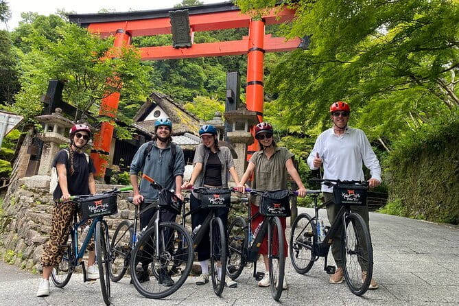 Kyoto: Gion & Pontocho Food Tour with 13 Dishes - Crossing to Pontocho and its different mood