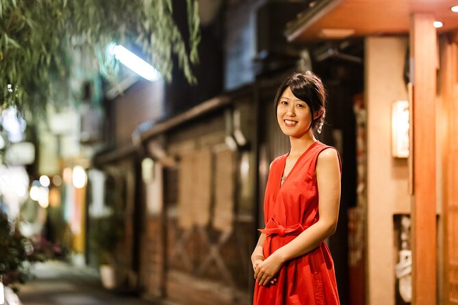 Kyoto Gion Private Tour with a Local Guide – Geisha District - Gion’s famous teahouse street