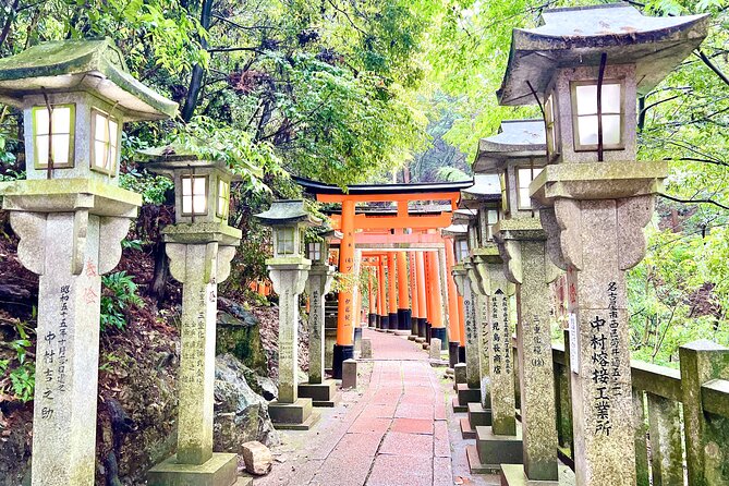 Kyoto Half Day Highlights Tour - Finishing beneath Fushimi Inari’s orange torii