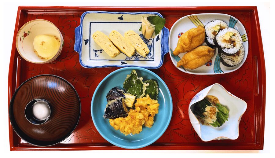 Kyoto Home Cooking Class ＆Supermarket tour near Fushimiinari - Who should book, and who should think twice?