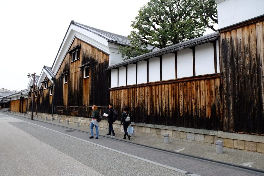 Kyoto: Insider Sake Brewery Tour with Sake and Food Pairing - Timing, meeting point, and small practical details