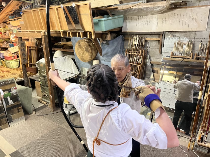 Kyoto: Japanese Archery Workshop with Experienced Instructor - Meeting Master Yamaguchi in a compact Kyoto studio