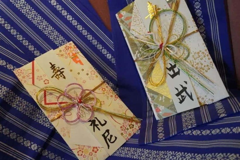 Kyoto: Japanese Calligraphy Class - Making souvenirs from your brushwork