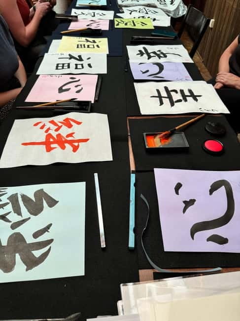 Kyoto: Japanese Calligraphy Workshop - Creating a rice paper keepsake