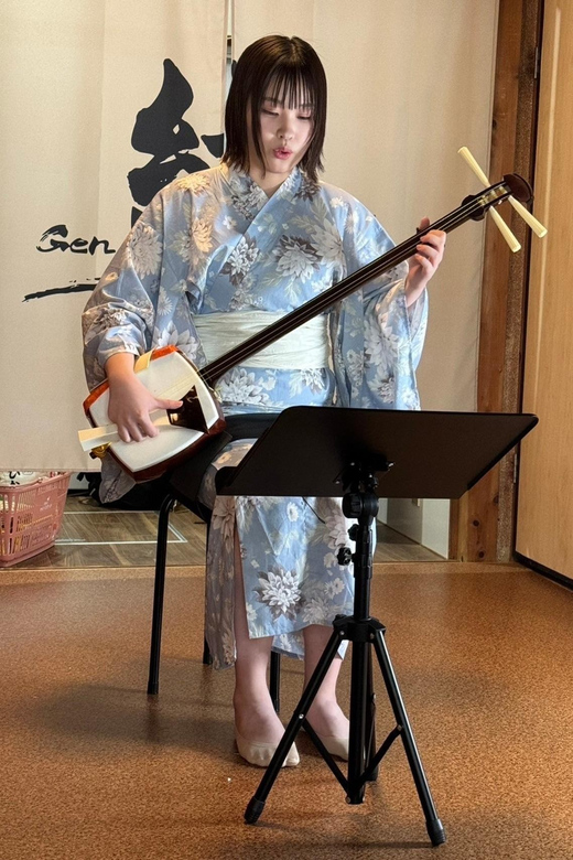 Kyoto: Japanese Koto & Shamisen Concert and Koto Class - Questions, photographs, and time with the musician