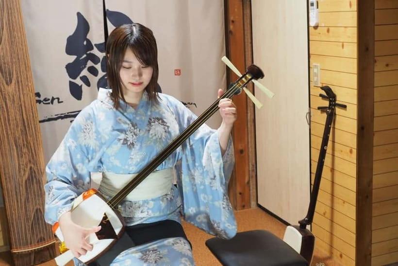 Kyoto: Japanese Koto & Shamisen Concert and Koto Class - Koto, shamisen, and music you can understand