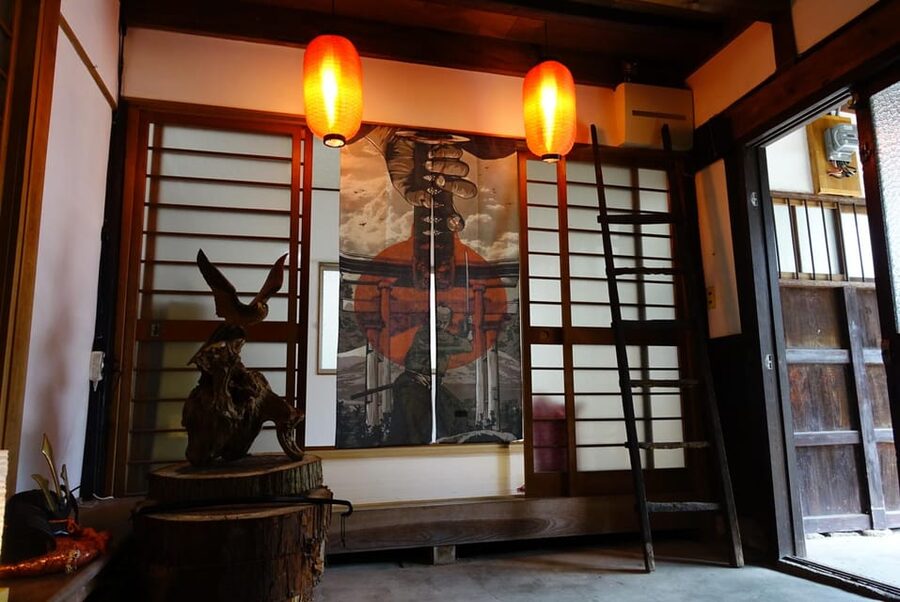 Kyoto: Kendo and Samurai Experience with Uniform and Gear - Learning the samurai story before the sword work