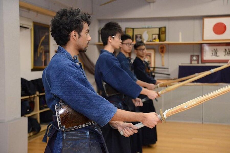 Kyoto: Kendo Samurai Experience Tour - The first lesson: etiquette before action