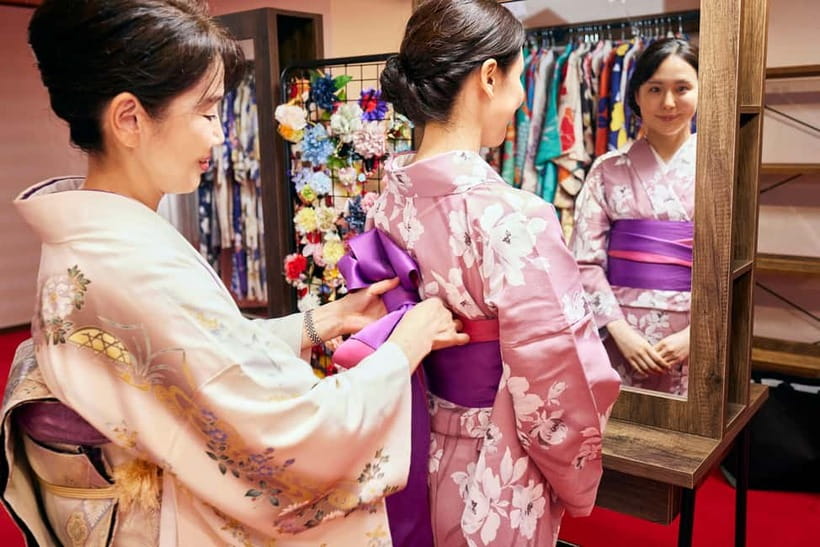 Kyoto: Kimono Tea Ceremony with Matcha and Sweet - Wagashi That Change With the Seasons