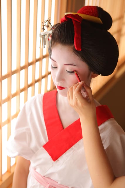 Kyoto kiyomizu Temple : Maiko and Samurai Couple Photoshoot - The optional stroll and its extra cost