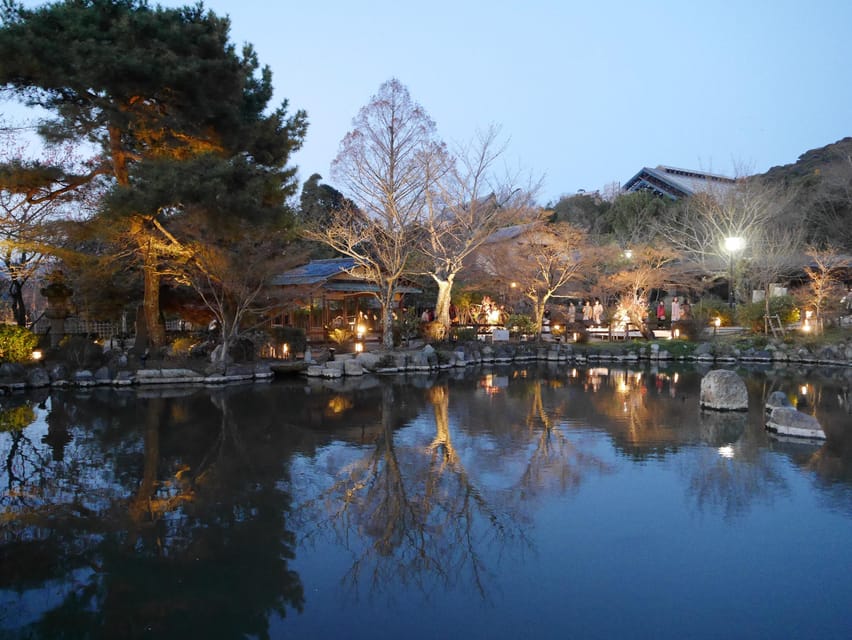 Kyoto: Kiyomizudera, Higashiyama and Yasaka Discovery Tour - Kodaiji Temple: gardens and a personal story