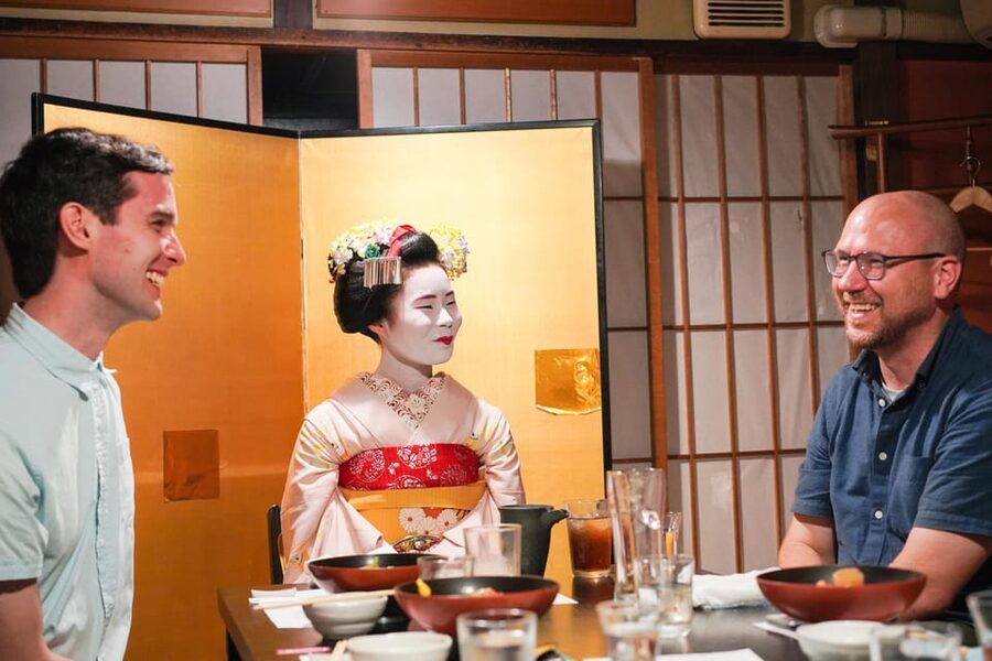 Kyoto: Maiko Dinner in Traditional Restaurant and Tour - Food restrictions and physical demands