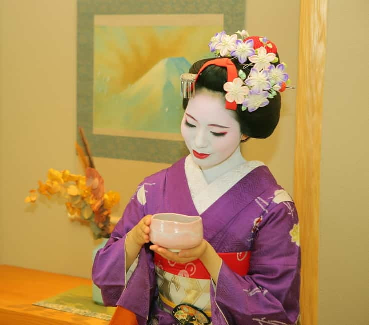 Kyoto: Maiko, Samurai, or Kimono Rental and Tea Ceremony - Dressing near Kiyomizu-dera
