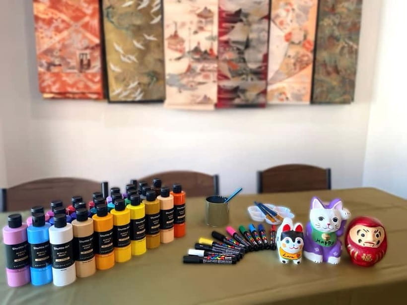 Kyoto: Make Your Own "Daruma" Craft & Painting Workshop - Choosing between a Daruma, cat, dog, and fox
