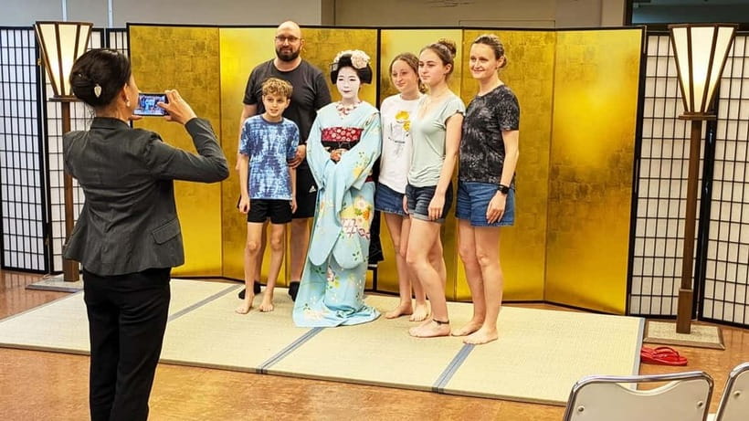 Kyoto: Meet-and-Greet, Maiko Show and Experience - Who will enjoy this Kyoto experience most?
