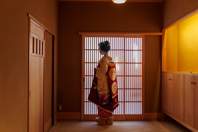 Kyoto: Meet the Geisha Maiko with Gion Walking Tour - Who should book this experience?
