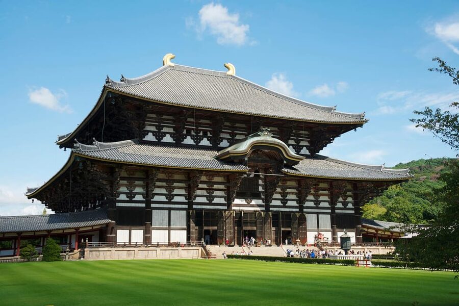 Kyoto: Nara, Todaiji, Kasuga Taisha Shrine Private Full Day - Entering Todaiji and meeting the Great Buddha