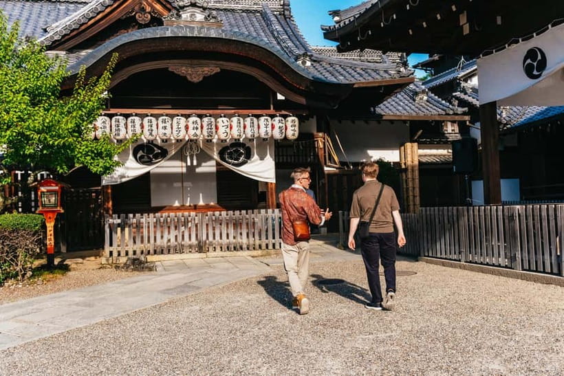 Kyoto Night All-Inclusive Eats and Streets, Gion and Beyond - The first restaurant: small plates and a drink