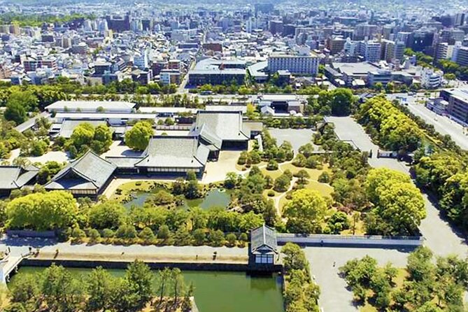 Kyoto: Nijo Castle World Heritage Guided Tour with Admission - Gardens, gates, and defensive details