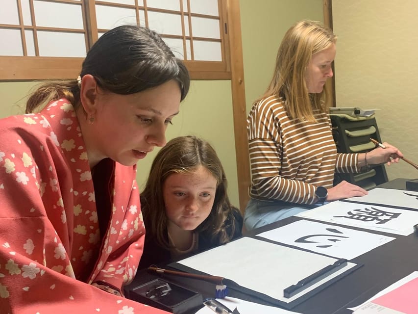 Kyoto Ninenzaka : Japanese Calligraphy Class in Townhouse - How the setting affects the experience