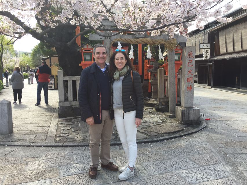 Kyoto: Private Tour with Local Licensed Guide - Fushimi Inari and the red torii corridor