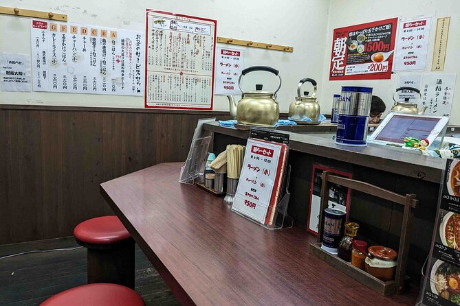 Kyoto Ramen Tour - Comparing Classic Kyoto Ramen With a Modern Bowl