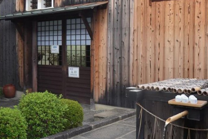 Kyoto Sake Brewery Tour with Lunch - The walking route, temples, and old Fushimi streets