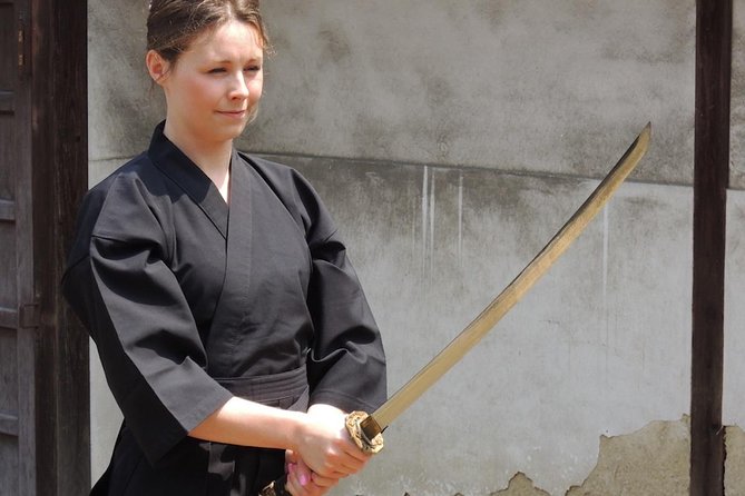 Kyoto Samurai Experience - Learning Bushido and handling a training sword