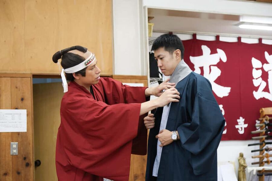 Kyoto: Samurai Sword & Kimono Action Filming Experience - Watching the professional chambara performance