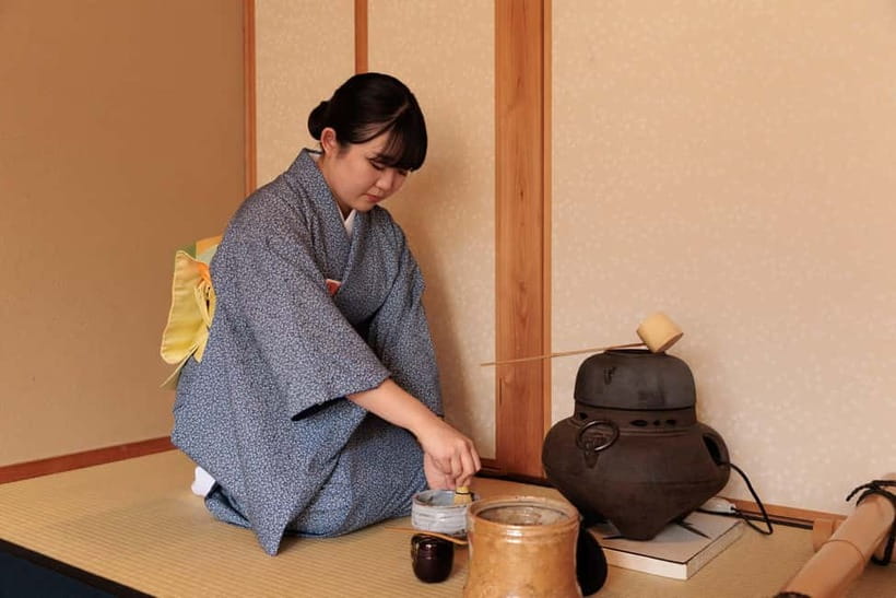 Kyoto: Tea Ceremony Experience - Seasonal sweets and the taste of Kyoto matcha