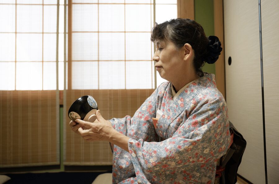 Kyoto: Tea Ceremony Experience in a Small Tea Room - Making matcha yourself, one careful step at a time