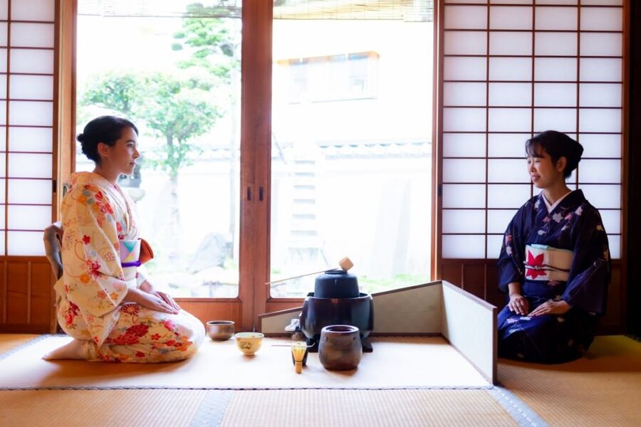 Kyoto: Tea Ceremony Ju-An at Jotokuji Temple - Making your own bowl of matcha