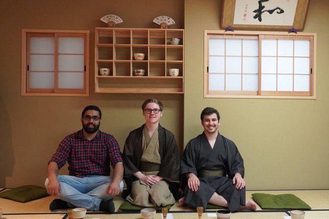 Kyoto Tea Ceremony & Kiyomizu-dera Temple Walking Tour - Starting at Yasaka Shrine at 9 a.m.