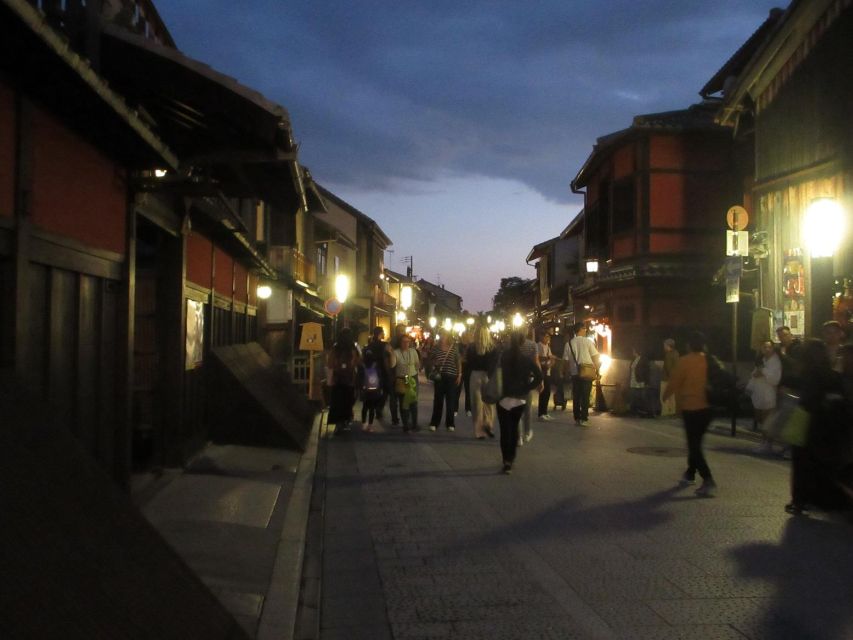 KYOTO: Tempio Kiyomizu Pagode Gion “Geisya” (Guida Italiana) - What Omae adds to the experience