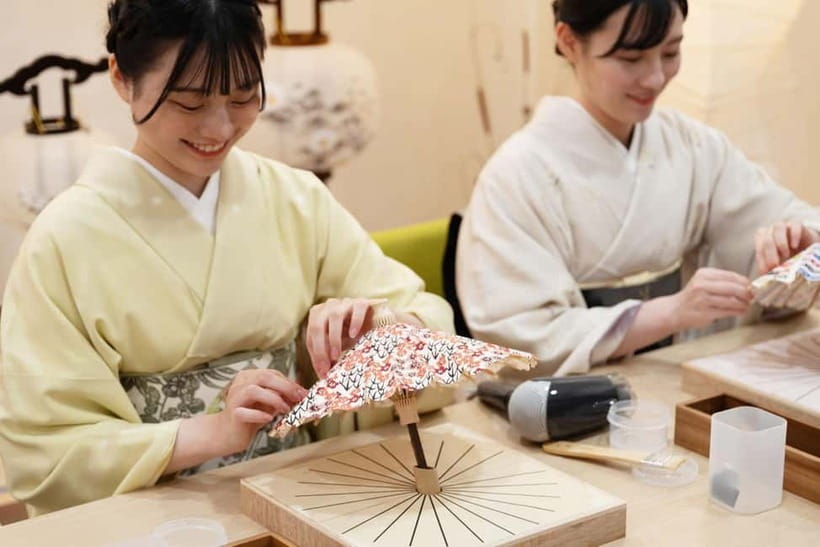Kyoto: Traditional Mini Umbrella Making Workshop - Arriving two minutes from Shijo Kawaramachi