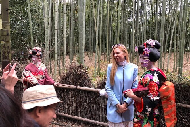 Kyoto & Uji: Full Day Sightseeing Tour from Osaka or Kyoto - The guide, vehicle, and group size