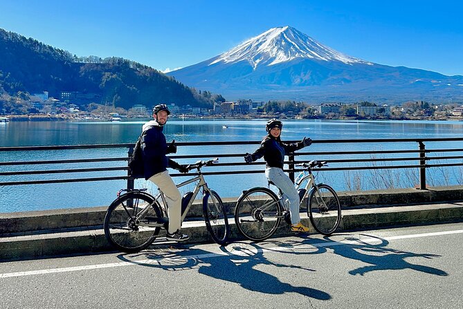 Lake Kawaguchi Explorer: E-Bike Guided Tour - Following Lake Kawaguchi’s cycling road