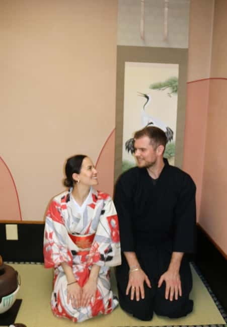 Learn Zen in a class of making Matcha tea near Osaka Castle - Learning the manners before the matcha
