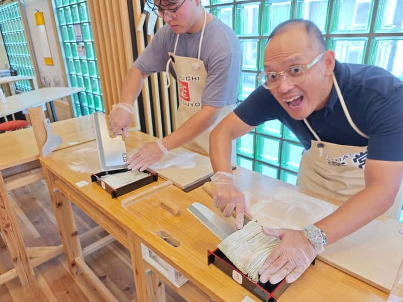 Made from flour in 30min! Ramen-noodle Making Experience! - Why the 30-minute format works so well
